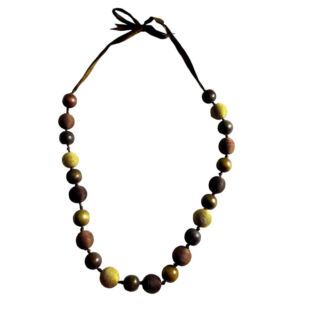 Vintage UNA Store Sculpted Wooden Beaded Necklace on Ribbon